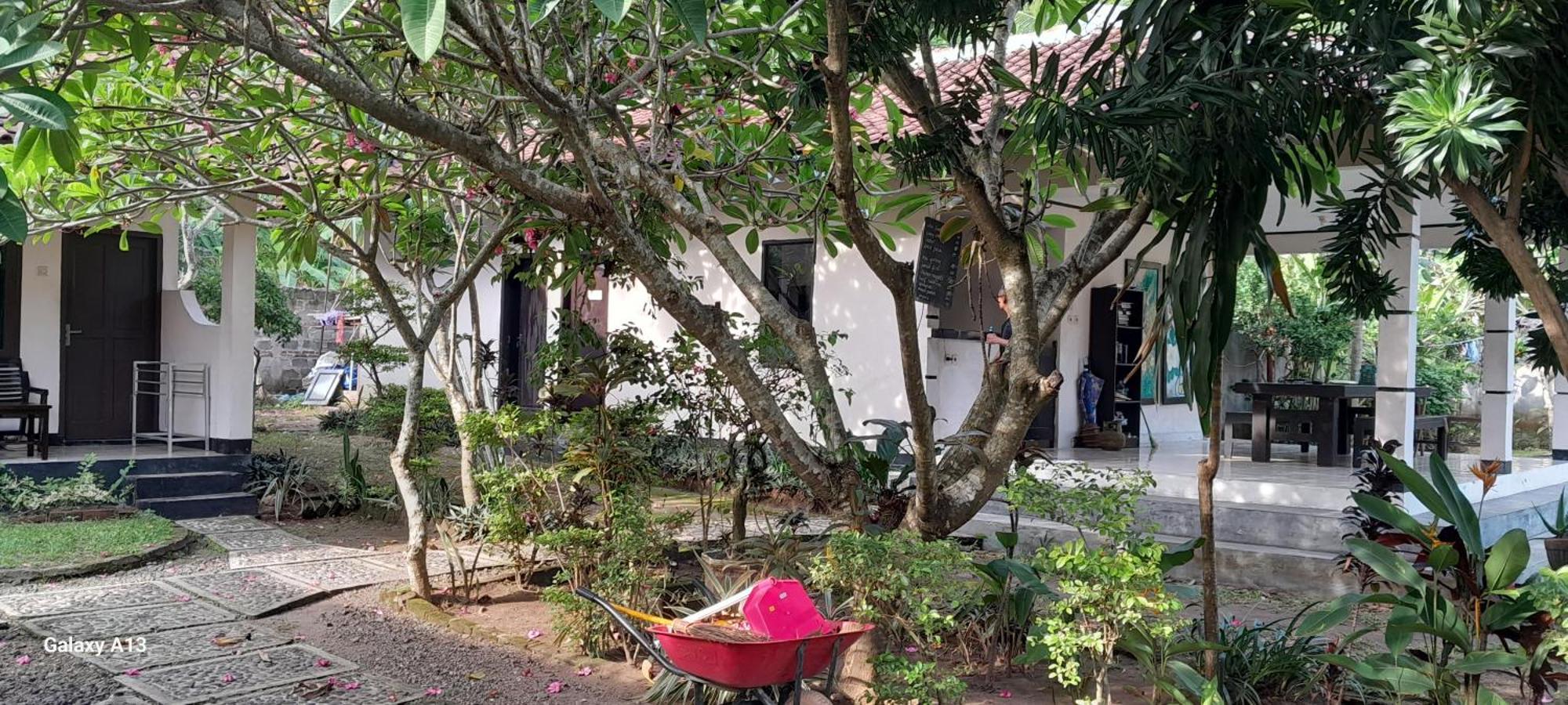 Indah Homestay And Cooking Classes Senggigi Exterior foto